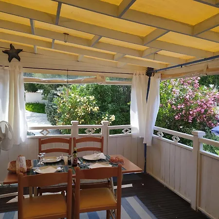 Camping Le Paradis Bleu Les Pins Maritimes